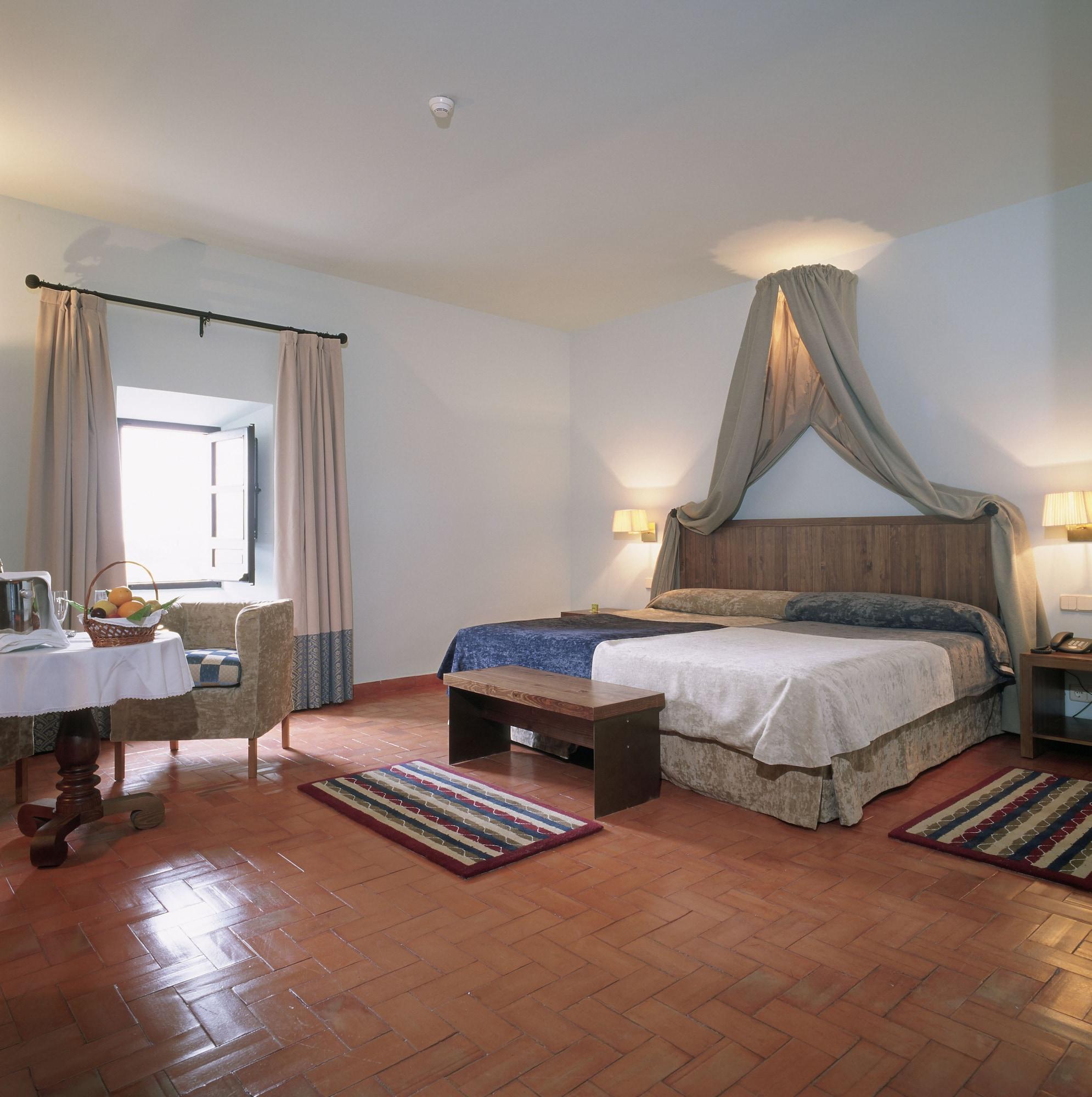 Parador De Trujillo Bagian luar foto