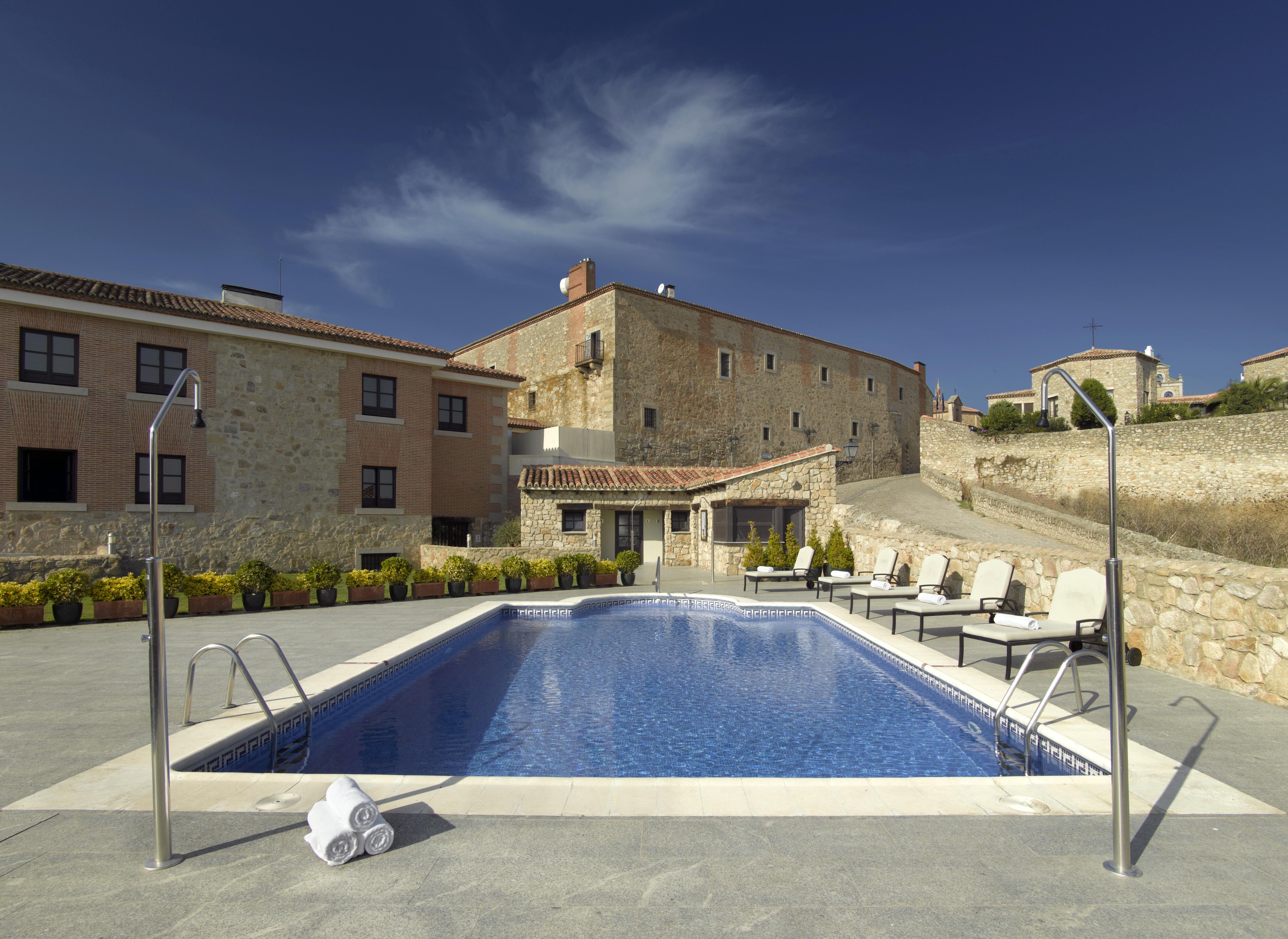 Parador De Trujillo Bagian luar foto