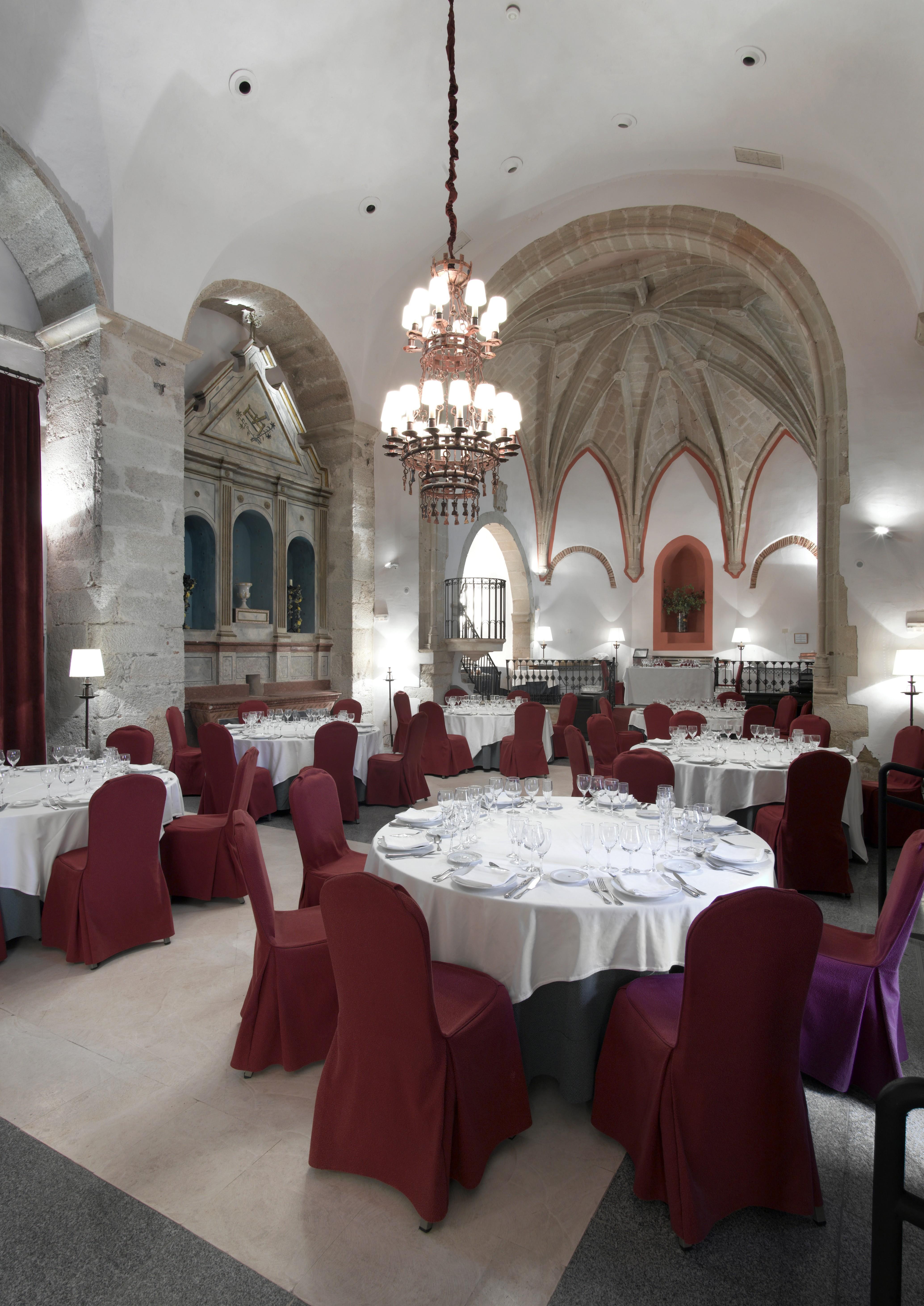 Parador De Trujillo Bagian luar foto
